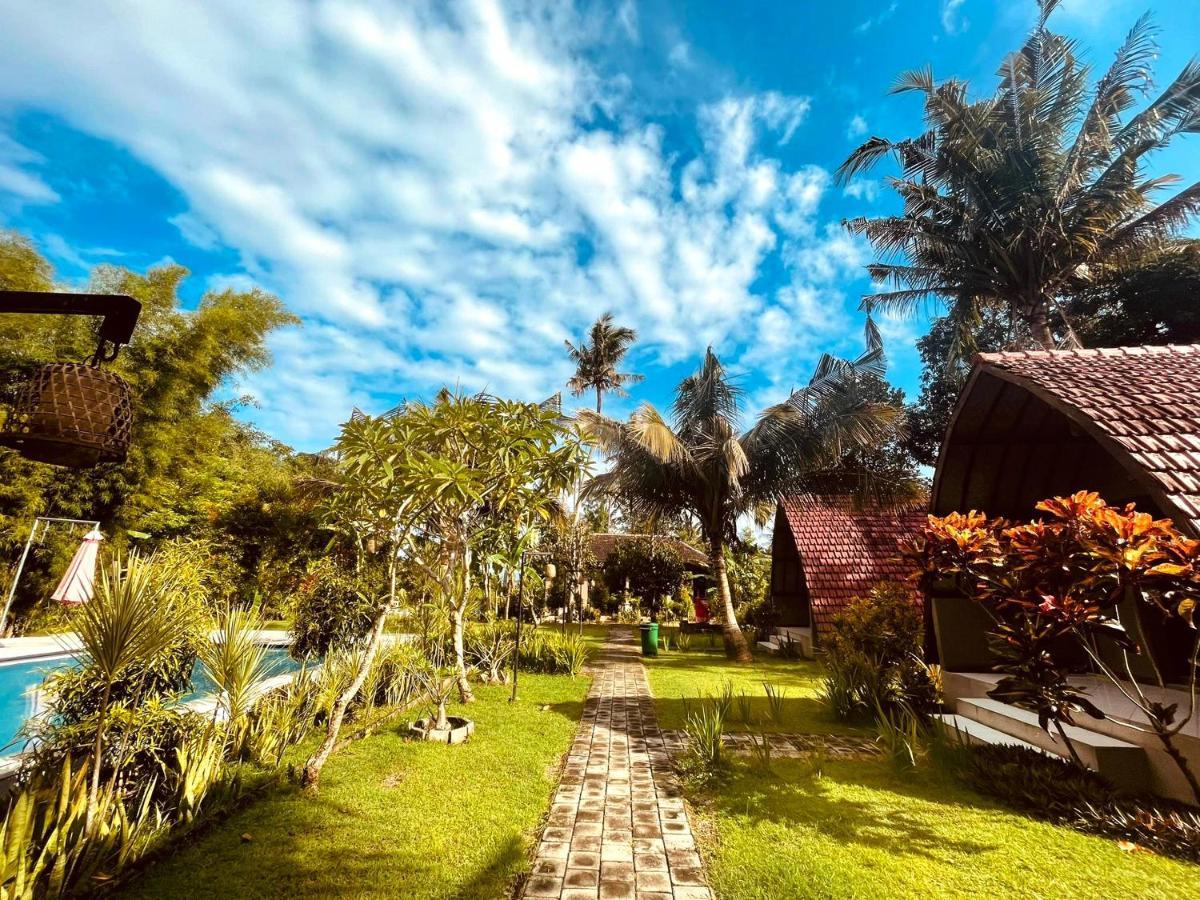 Apit Lawang Villas & Resto Batununggul Zewnętrze zdjęcie