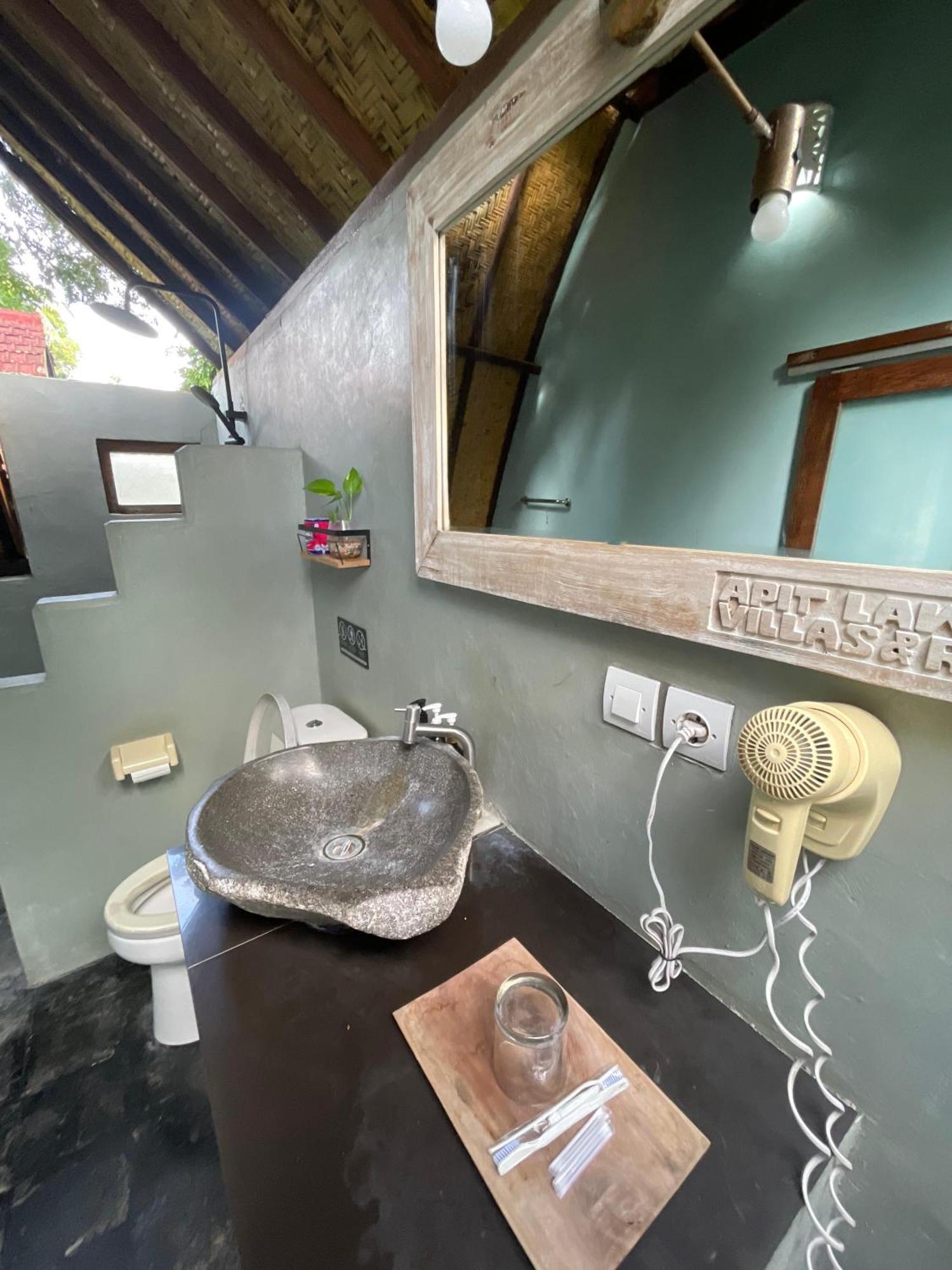Apit Lawang Villas & Resto Batununggul Zewnętrze zdjęcie